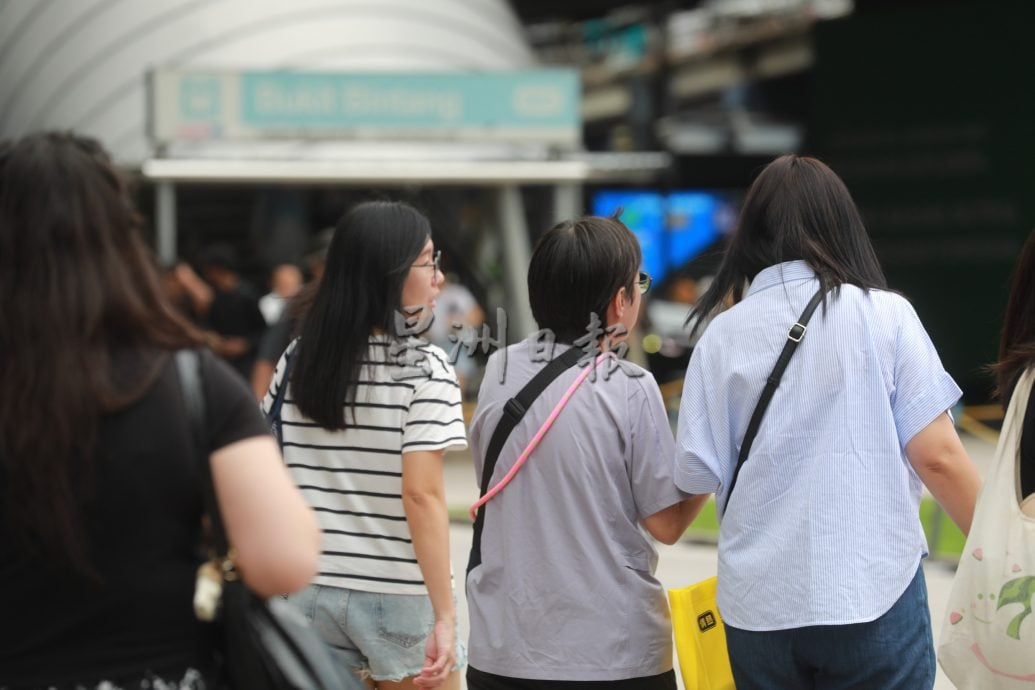 大都会/封面/街访民众 讨钱吃饭党/9图