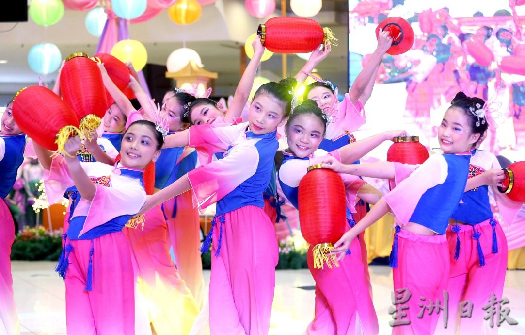 百利广场校际才艺赛5.0 舞姿翩翩展传统舞之美