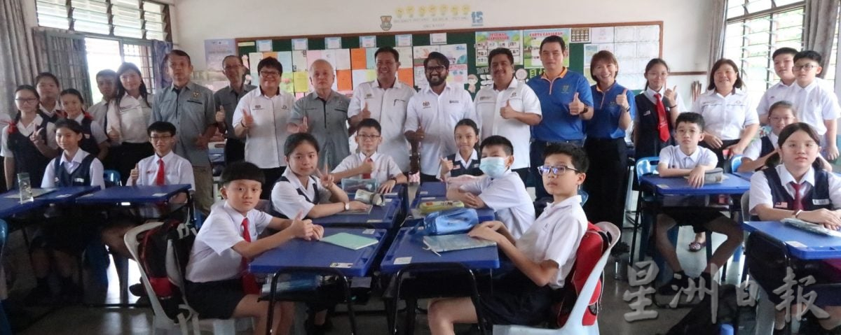 已签发 柔︰华岚拨2万8500佳什华小，添6台智能电视机