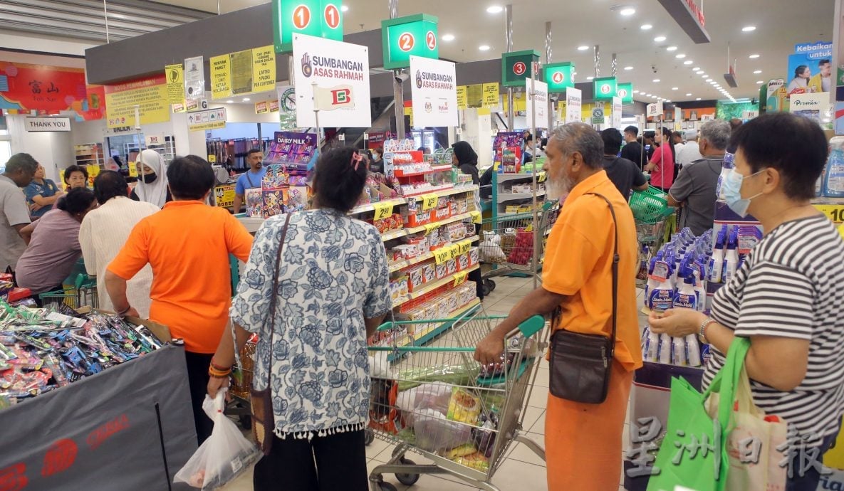∕善用100令吉“爱心援助金” 食油和白米最受消费人欢迎 