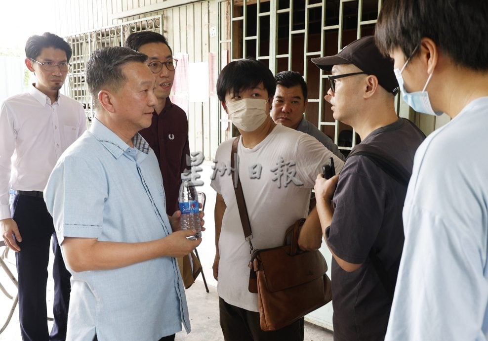 请签发-大都会4头/黄日昇明日带增江南区淡巴汉木屋区居民见部长