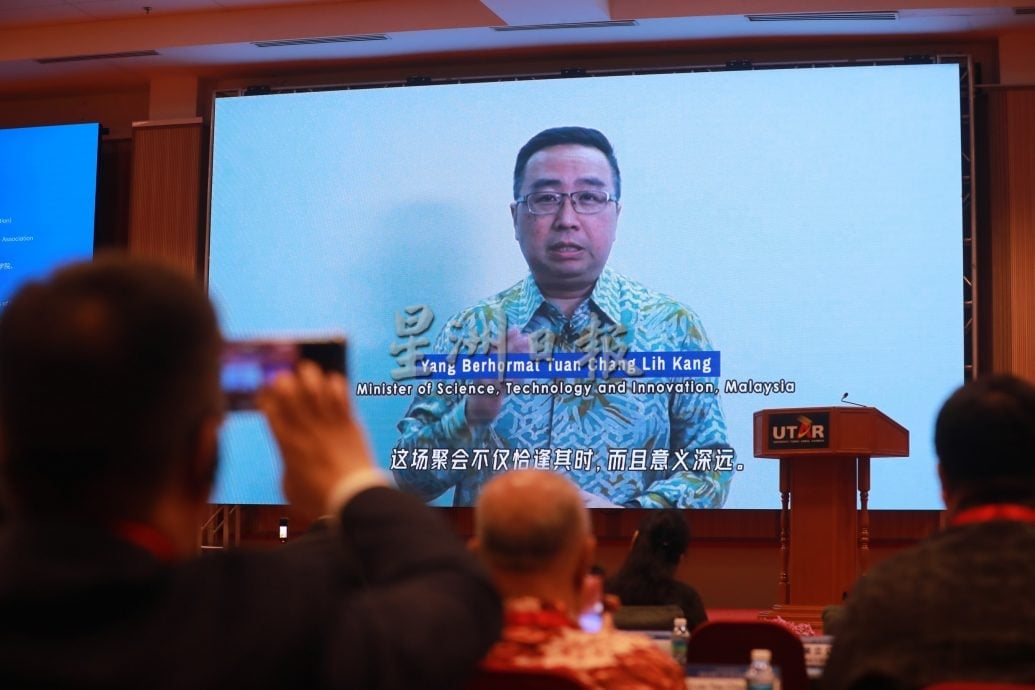  儒伊文明暨“一带一路”合作对话会 莎拉斯瓦蒂：跨宗教对话促理解 建立互信共创和谐