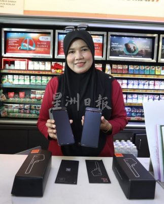 已签发 柔：封面：​RON95补贴汽油新机制开跑，各地油站积极部署，大部分民众赞扬