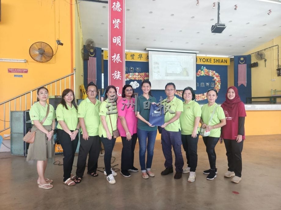 东：（已签发）海龟保育生态教育活动 育贤华小70学生认识海龟