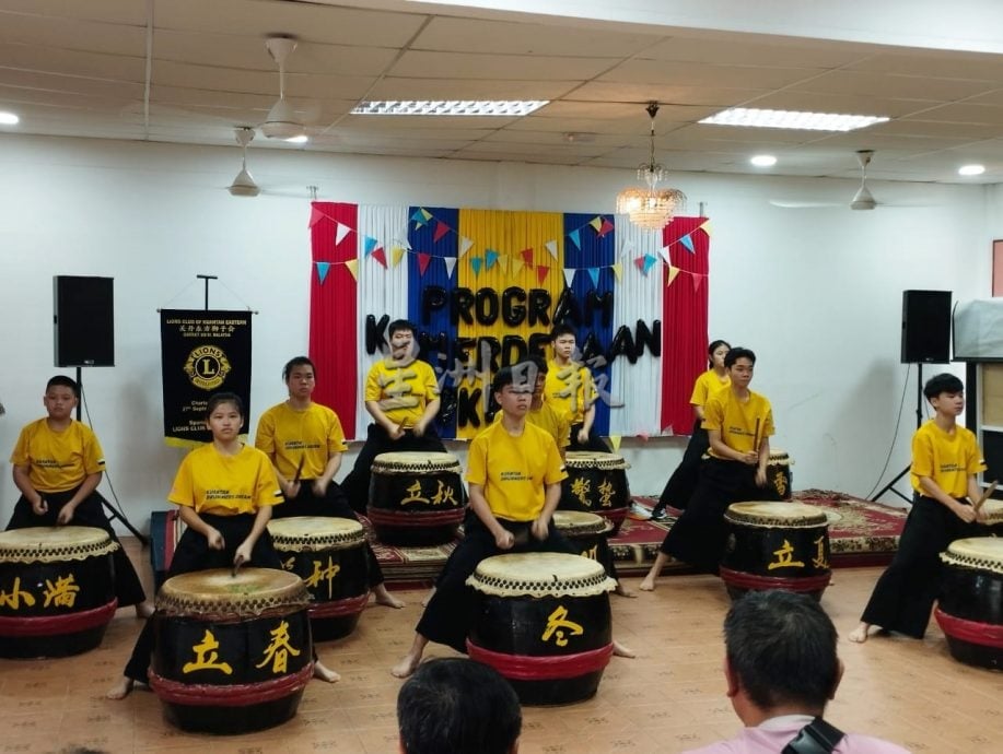 东:(已签发)马来西亚日送温情 慈悲暖孤心