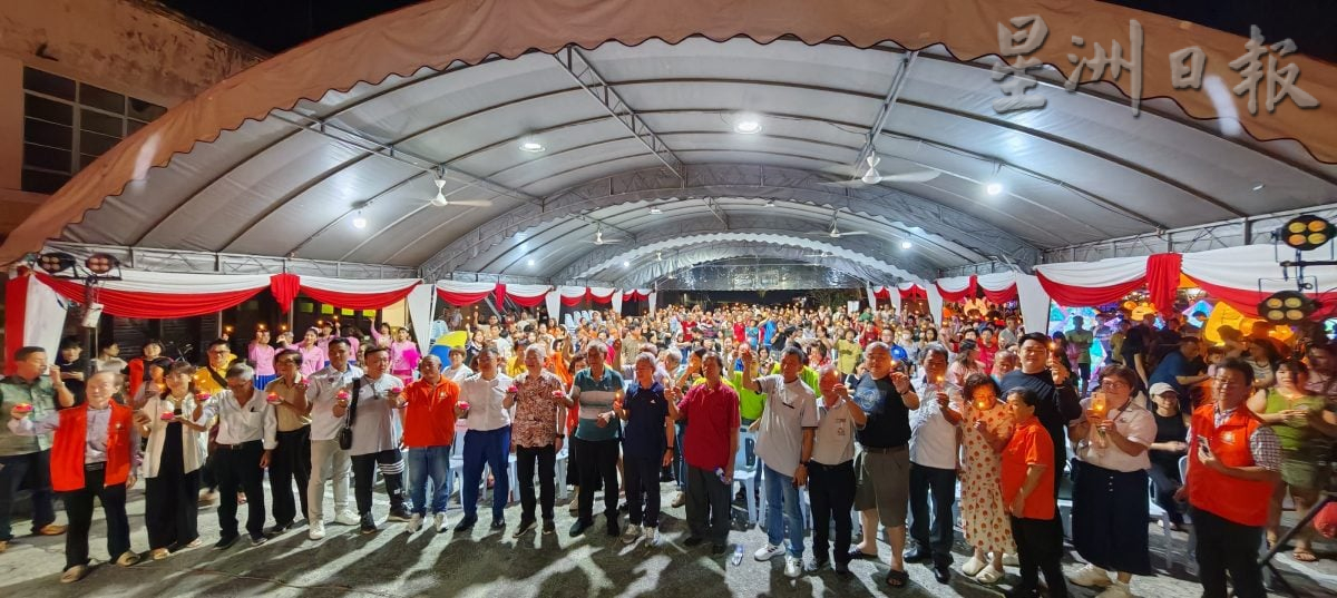 已签发 柔：版头之一：永平中秋园游会亮灯，逾60盏花灯让民众打卡