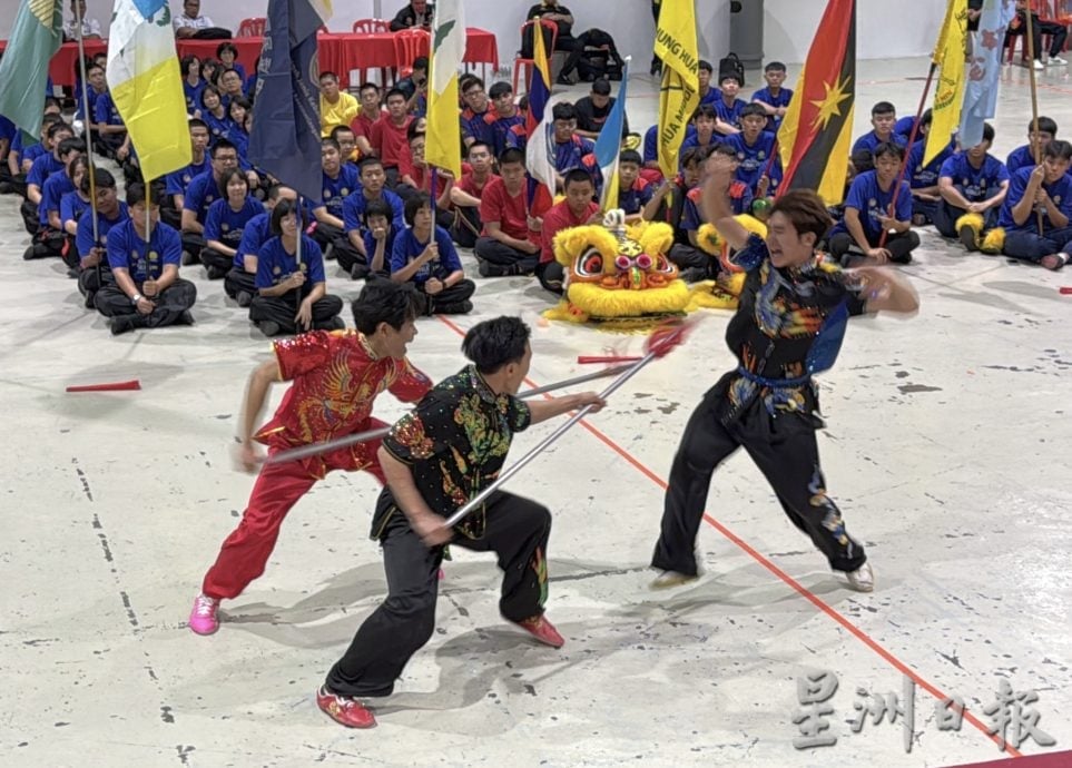 （古城第3版主文）杨巧双：龙狮纳入体育法令享有政府支持