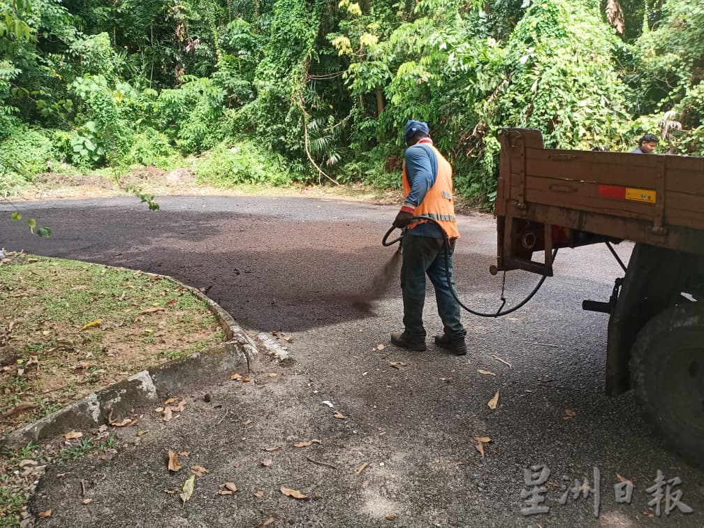 (已签发)大都会版2头/颜友鹰提醒市民慎防“铺路党”