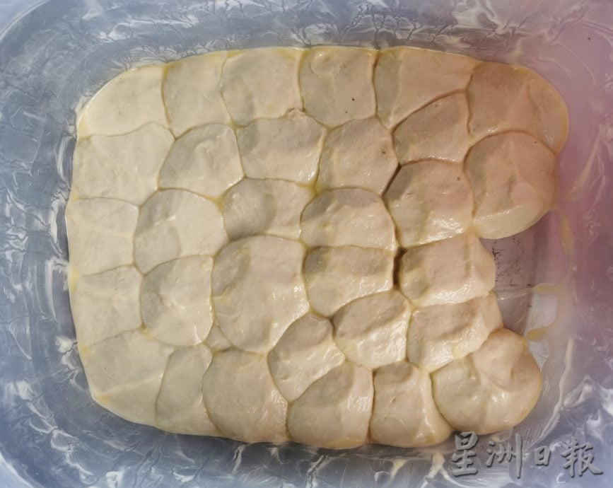 (27/9见报)星角摄/(pp)一张饼的魔力:Roti Canai,凝聚马来西亚人的共同滋味