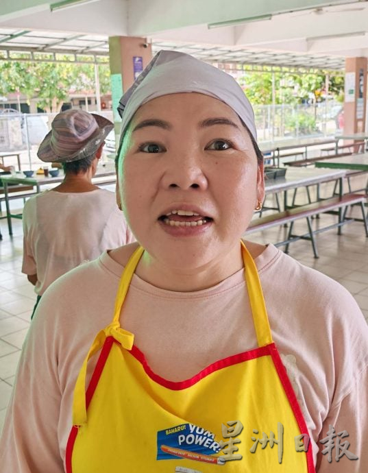 倪凤凤:确保不售不健康食品 校长监督食堂食物