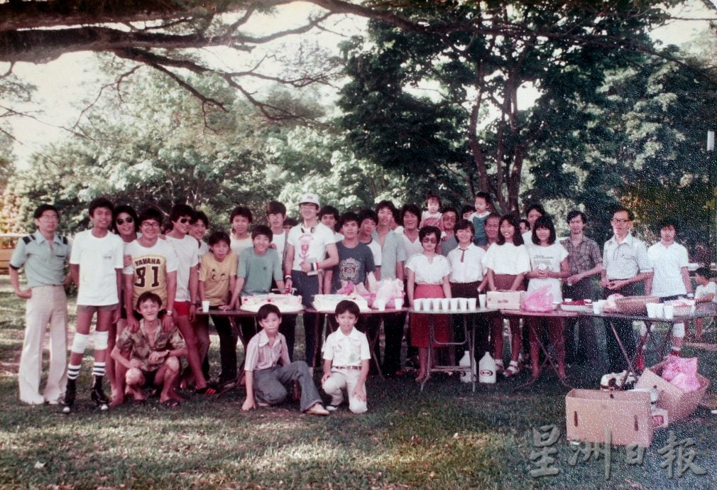 【流金岁月】★9月27日刊登／大霹雳封底主文／／一脚轮滑绝技出神入化 雪屐场培育偶像大明星