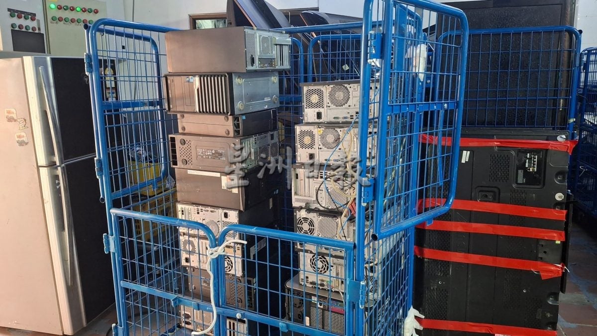 大都会/市议会再回收300kg电子废料/4图