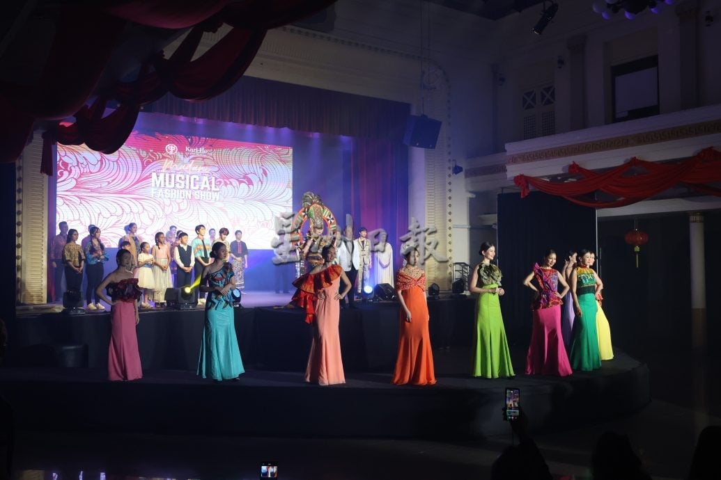 我们 | 昌明大马服装大汇演 穿出马来西亚之美