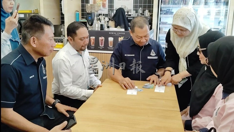 （已签发）柔：**版二头**拉哈曼首体验BUDI 95   赞让全柔9534活跃警员受惠