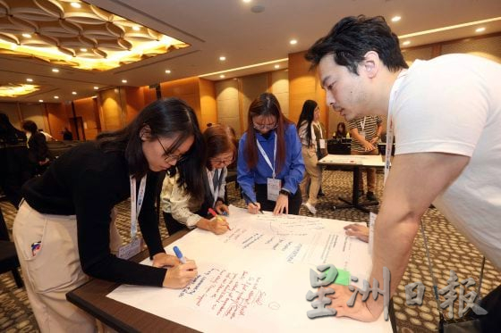 【听见无声的呼救/02】文字辅导成情绪急救包,“Open噏”陪你走过低谷