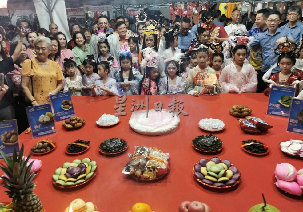 (大北马)大山脚中秋嘉年华热爆 逾万人次三大族群同庆团圆