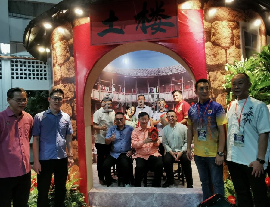 (大北马)大山脚中秋嘉年华热爆 逾万人次三大族群同庆团圆