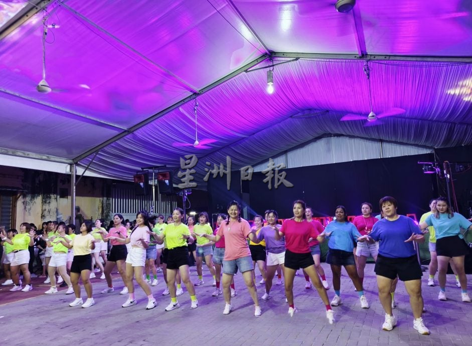 东：梁耀雯：百乐十号公路新村节纳入彭亨官旅项目 配合大马旅游年推广地方文创魅力