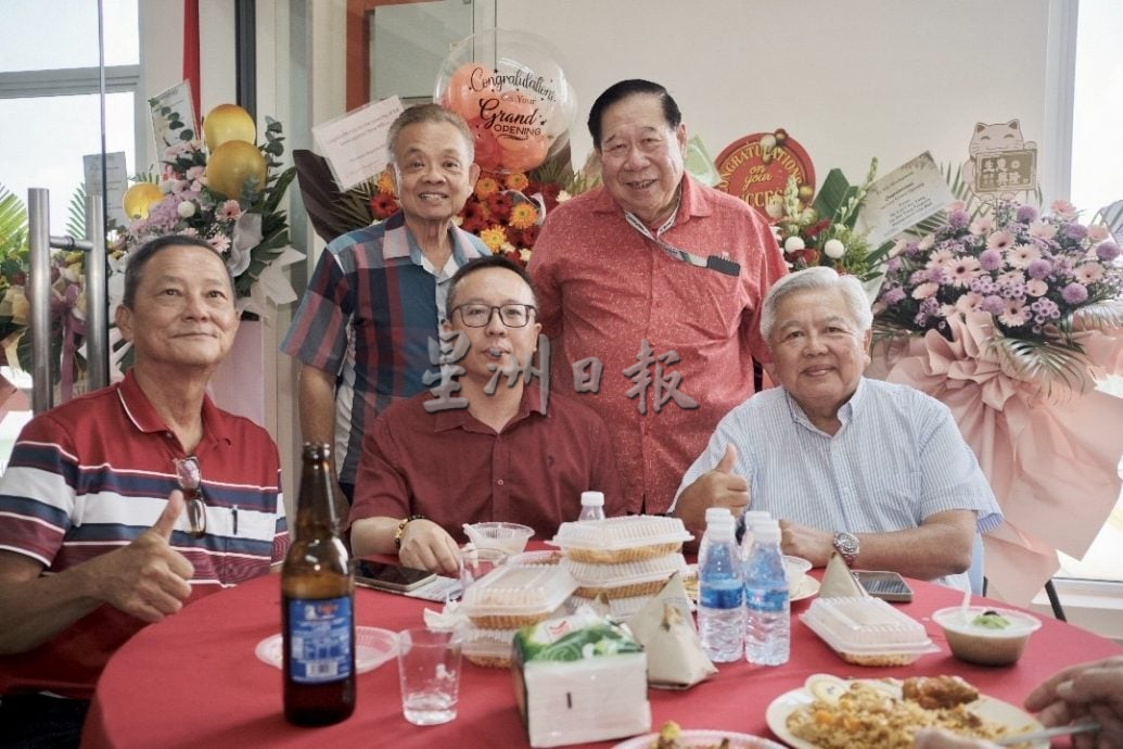 早报头//大都会-高达发展集团乔迁办公楼开幕