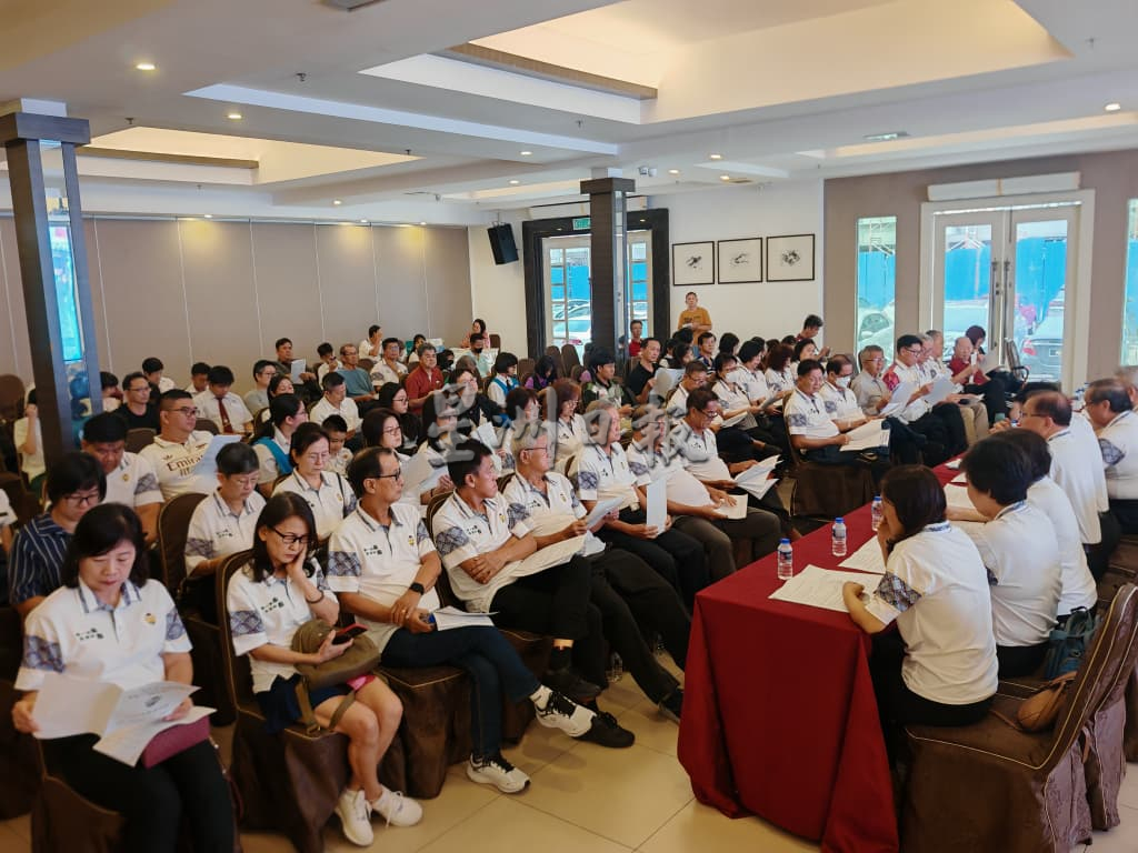 （古城第四版主文）李献：育小明年全校课室冷气化