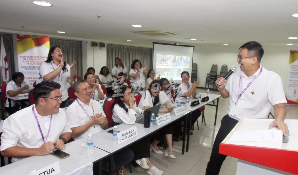 行动党雪州社青团妇女组大会 / 12市议会保留各1席 确保青年与女性参政达30%