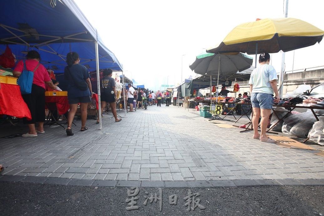 请改题，早报必下-大都会/梳邦再也市政厅拨款60万令吉提升蒲种山庄早市巴刹  黄思汉主持开幕礼