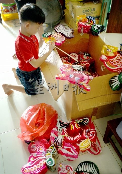 ★10月1日见报∕星角摄|安顺手工灯笼的守艺人