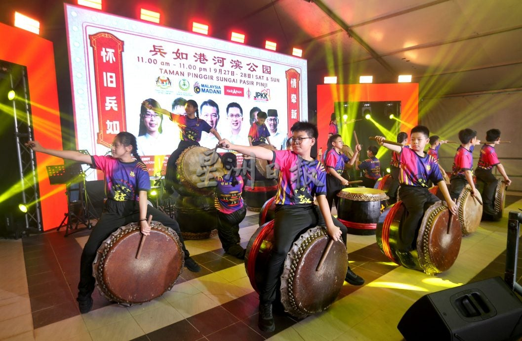 中秋晚会 提灯游行人数破纪录 李存孝:兵如节已成品牌