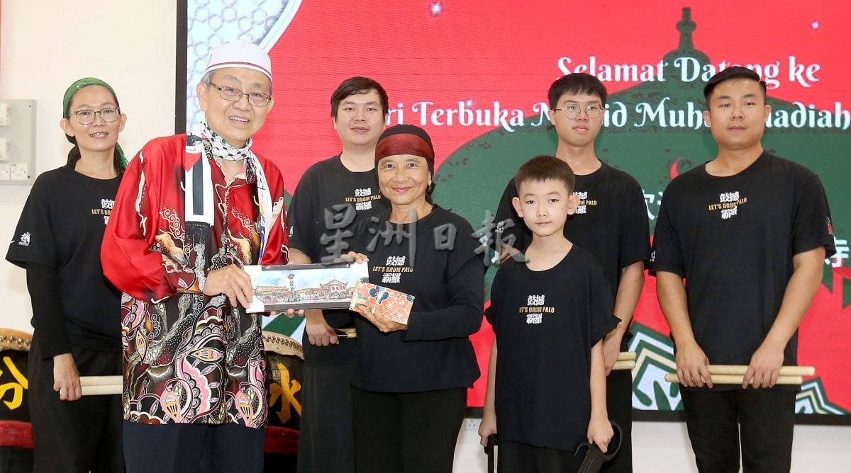 怡华人清真寺将设电动车充电站 充电同时可以祈祷或参观