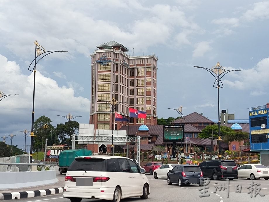 **已签发**柔：古来市会10月起让商家更新营业照，餐饮店厕所需达至少4星