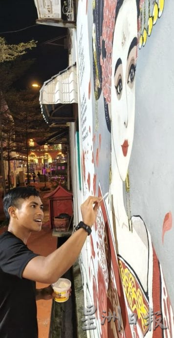 (古城封面副文)《武媚娘》壁画修正了!