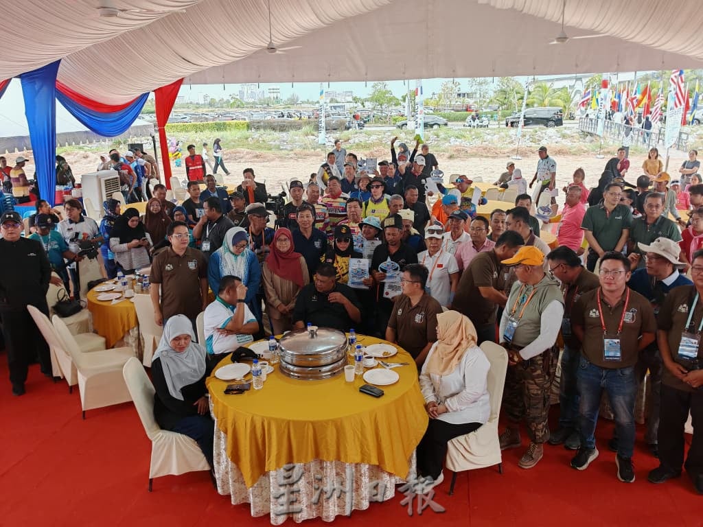 (古城第四版主文)阿都拉勿夫:国际风筝节汇聚50位中小型及微型企业家,推动旅游业同时推动创业环境