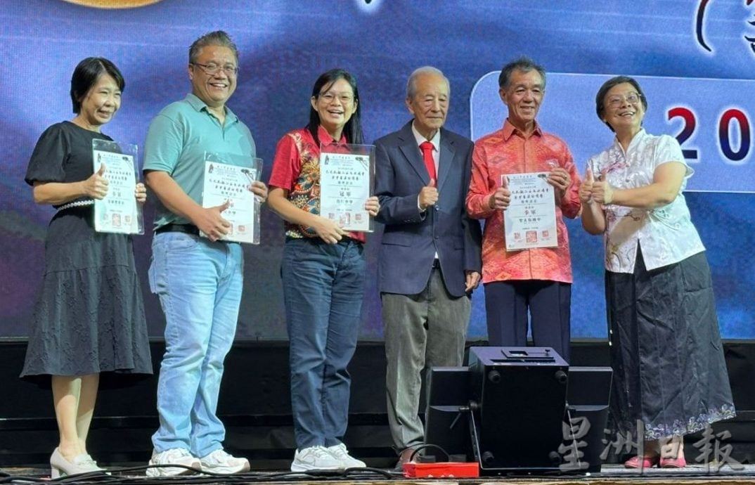 (古城第五版主文)邱培栋呼吁政府拨款予拥老街产业社团 减轻维修负担