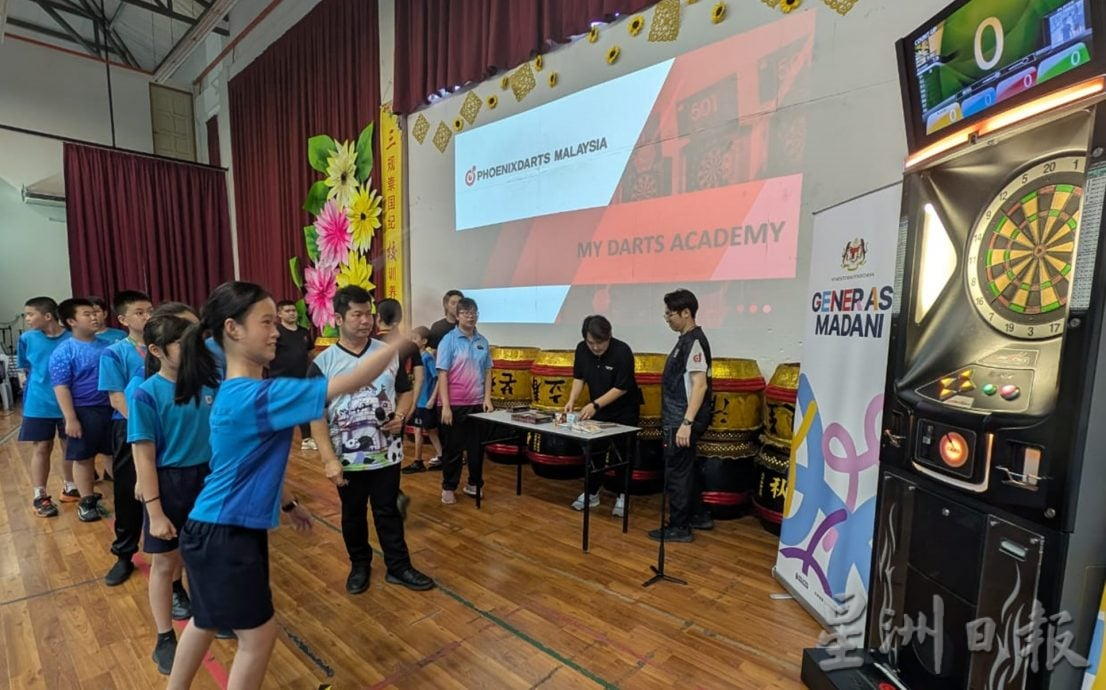 飞镖走入校园华联三校成为全国首间推广飞镖运动的华小