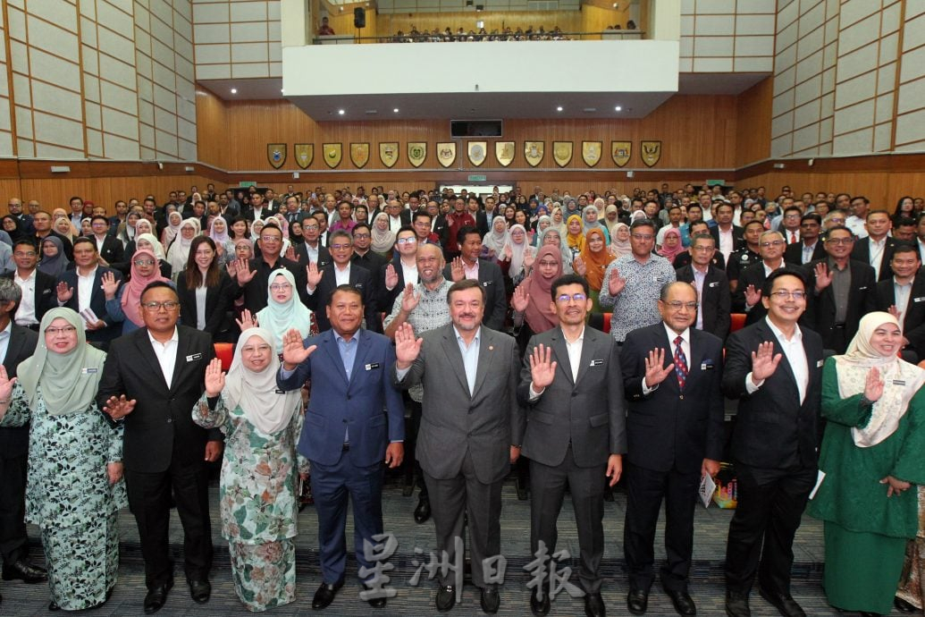 第二财长：马来西亚在IPO领域持续领跑东南亚／艾瑾处理