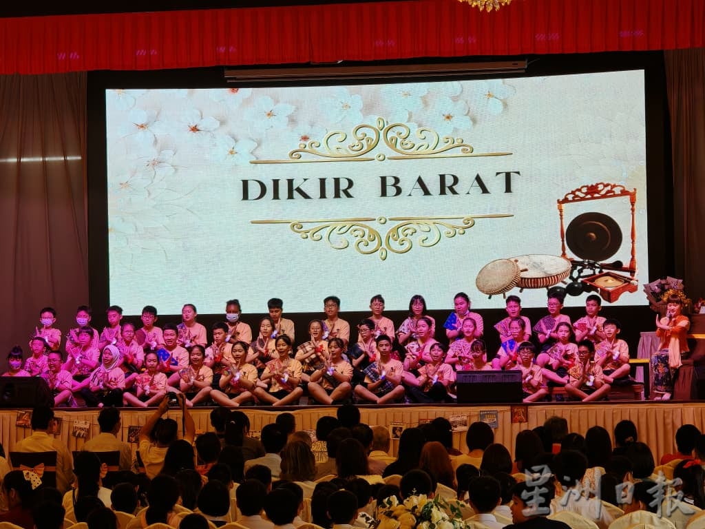 （古城版）苏桂圆校长春风化雨35年迎来荣休日