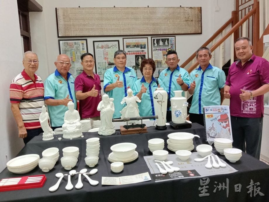 （古城第六版主文）马六甲德化会馆陶瓷展厅开放日吸引海内外人士参观