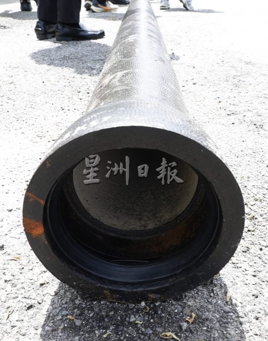 大都会-杨巧双主持武吉马鲁里花园水管更换提升工程PC/4图