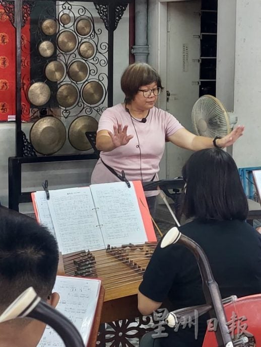 (古城第四版主文)同安金厦华乐队小乐手散发光芒