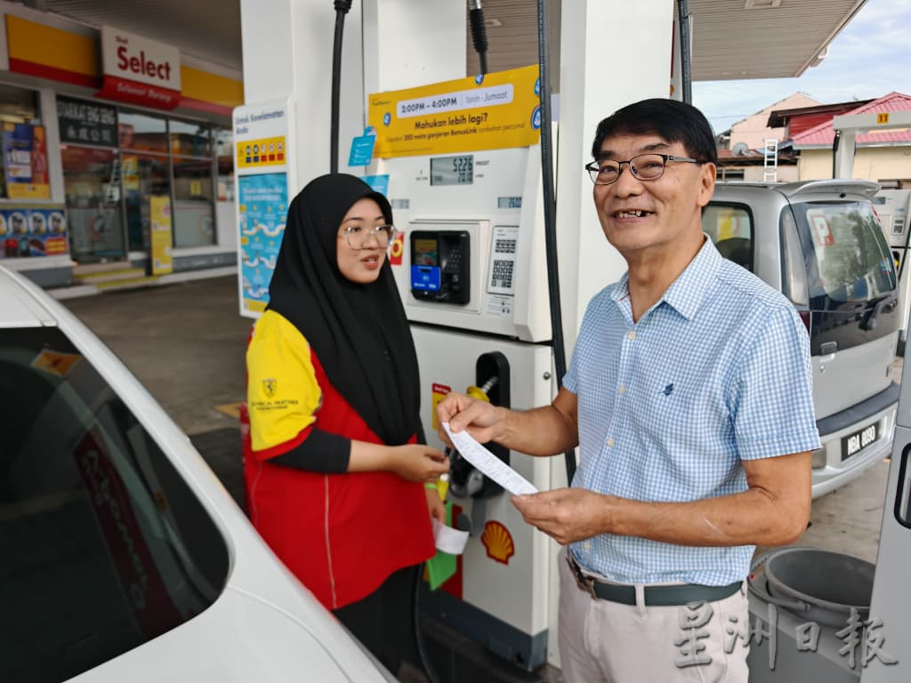 (古城封面主文)仁政95首日甲州各油站添油顺利,唯多人依然不解及误会,职员需一一说明