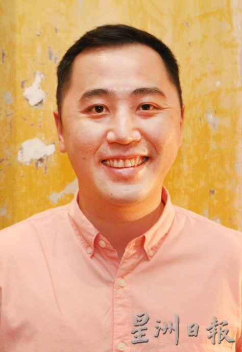 BUDI 95全面落实 油站现车龙 职员耐心教