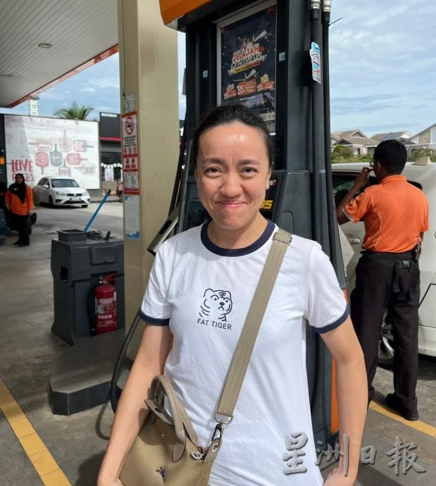 BUDI 95全面落实 油站现车龙 职员耐心教