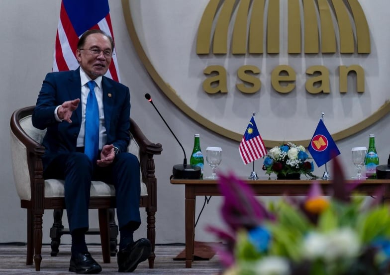 10/25见报 /未审 / 东盟峰会·观察镜/东盟主席国怎么轮?谁来当“掌舵者”?