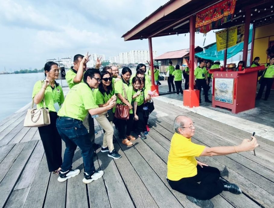 暖势力∕骆锦地