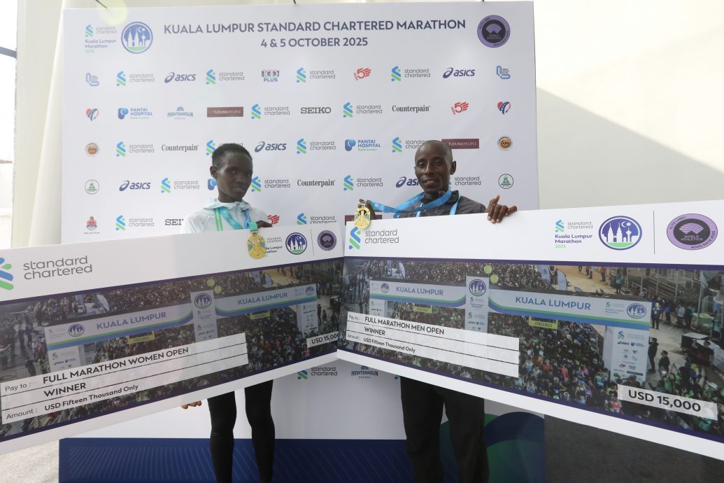 2025年吉隆坡渣打马拉松|肯雅跑者续统治局面  杨霖嘉（蔡洁莹）大马组称王封后
