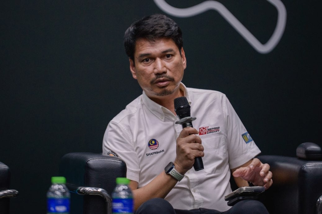 2025年大马站世界摩托车大赛| 马奎兹缺席热度不减  亚军之战依旧激烈