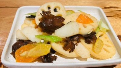 米厨日常｜莲藕炒杂锦蔬菜