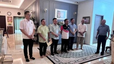包括前市长在内  3领袖加入民兴党