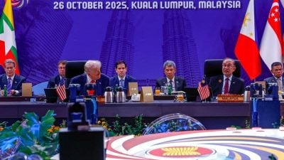 安华:东盟-美国峰会顺利  对话议决不挑起战争