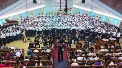 沙华《这王是谁》音乐会　700观众同颂荣耀主名